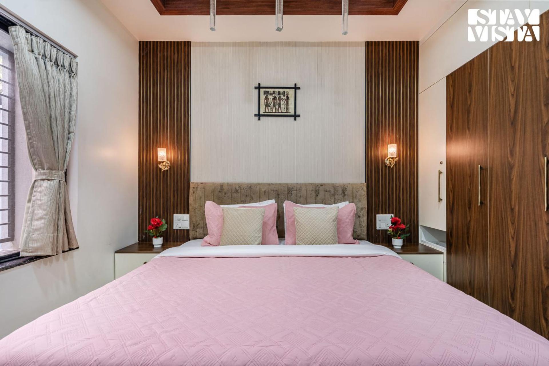Serenity Meadows With Pool By Veo - Part Of Stayvista 纳西克 外观 照片